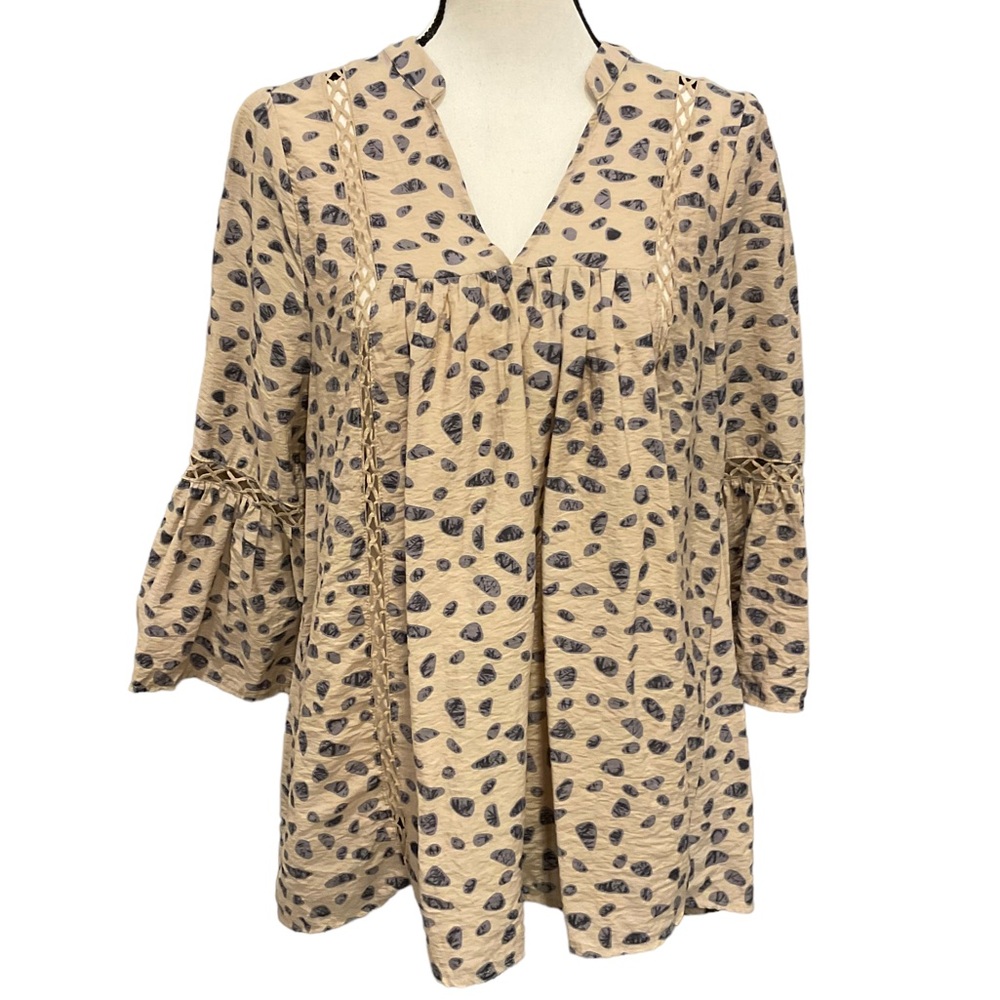ODDY Womens Top Blouse Size Small Beige Blue Polka Dot 3/4 Bell Sleeve